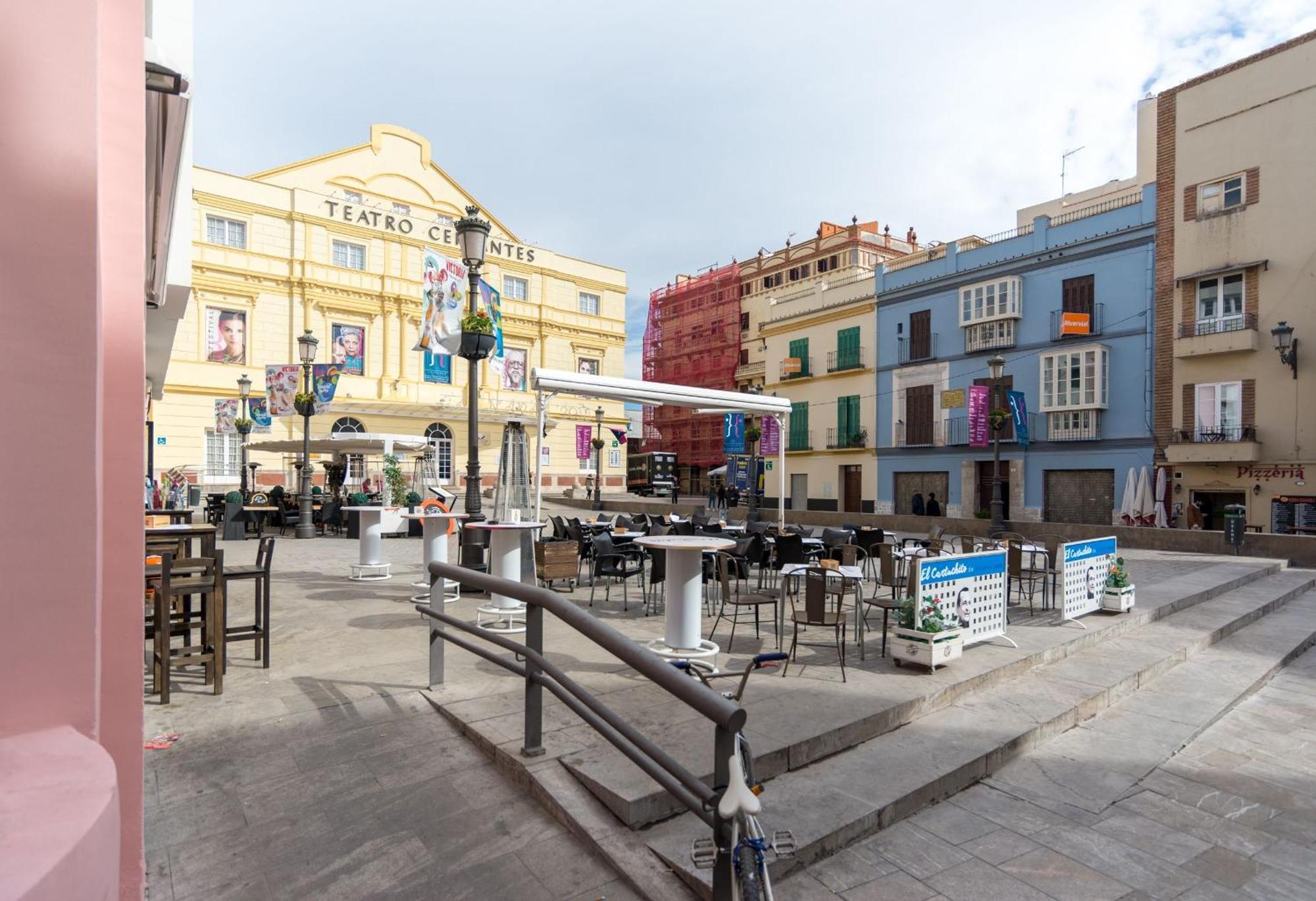 Teatro Plaza Apartments Málaga Kültér fotó